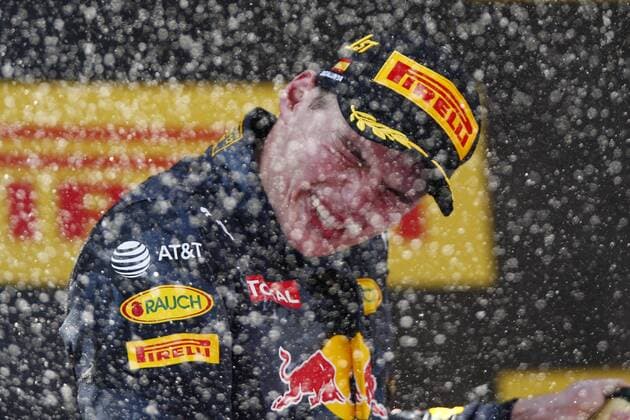 Formel 1, GP von Spanien, Sieger Max Verstappen Motorsports: FIA Formula One World Championship WM Weltmeisterschaft 2016, Race in Barcelona, 33 Max Verstappen (NDL, Red Bull Racing), xHOCHxZWEIx