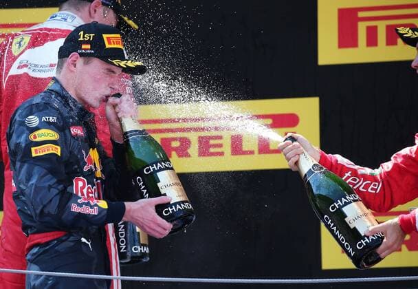 Bilder des Tages - SPORT Formel 1, GP von Spanien, Sieger Max Verstappen BARCELONA: may 15- SPAIN: Max Verstappen, Kimi Raikkonen and Sebastian Vettel on the podium of the GP Spain of Formula 1, held at the Barcelona-Catalunya Circuit, on may 15, 2016. Photo: Joan Valls Urbanandsport Cordon Press  xJoanxValls Urbanandsportx xGP-SPAIN-FORMULA-1x