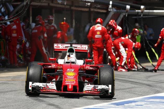 Motorsports: FIA Formula One World Championship WM Weltmeisterschaft 2016, Race in Barcelona, 5 Sebastian Vettel (GER, Scuderia Ferrari), xHOCHxZWEIx