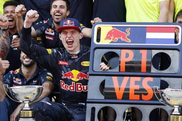 Formel 1, GP von Spanien, Sieger Max Verstappen Motorsports: FIA Formula One World Championship WM Weltmeisterschaft 2016, Race in Barcelona, 33 Max Verstappen (NDL, Red Bull Racing), xHOCHxZWEIx