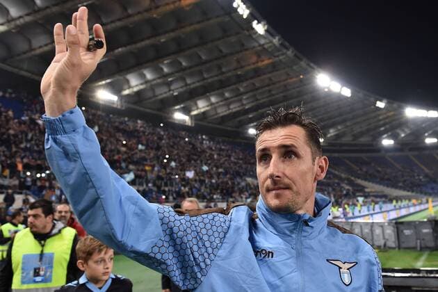 Fußball, Lazio Rom, Miroslav Klose wird verabschiedet Fußball Italien Serie A 2015 2016 Lazio Rom - AC Fiorentina ACF Florenz Miroslav Klose 