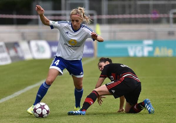 16.05.2016, xblx, Fussball 1.Bundesliga Damen, 1.FFC Frankfurt - Bayer 04 Leverkusen, emspor, v.l. Kathrin Hendrich (1.FFC Frankfurt), Kristina Sundov (Bayer 04 Leverkusen Damen) Frankfurt am Main