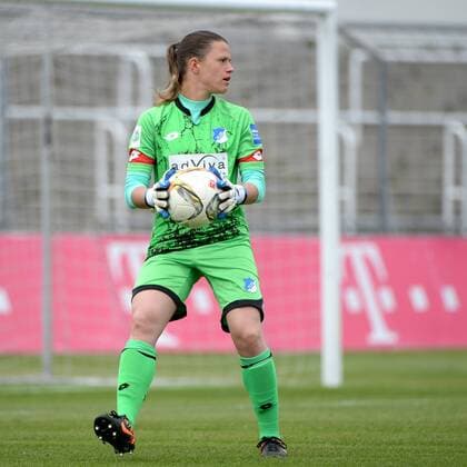 v.li.: Martina Tufekovic (Torwart, Hoffenheim, 1) Freisteller, Einzelbild, Aktion, Action , Fussball, Allianz Frauen-Bundesliga, FC Bayern München - TSG 1899 Hoffenheim, xslx