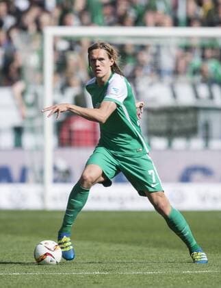 Jannik VESTERGAARD (HB) Aktion Fussball 1. Bundesliga, 34. Spieltag, SV Werder Bremen (HB) - Eintracht Frankfurt (F) 1:0, am 14.05.2016 in Bremen Deutschland.