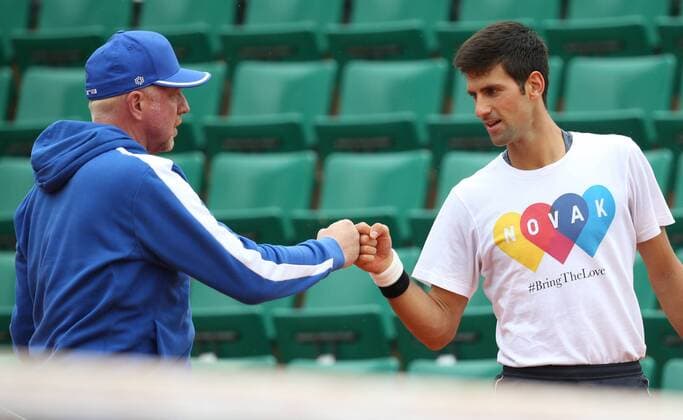 Themen der Woche - Sport Bilder des Tages - SPORT Serbian Novak Djokovic and his trainer Boris Becker pictured during a training practice at the Roland Garros French Open tennis tournament, in Paris, France, Thursday 19 May 2016. The Roland Garros Grand Slam takes place from 15 May to 5 June 2016. VIRGINIExLEFOUR  x04852888x