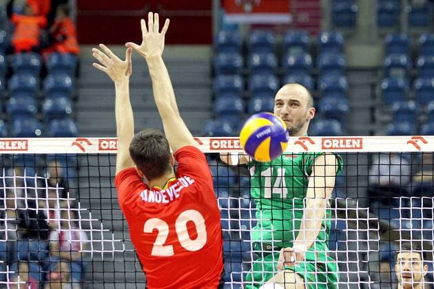 ARNO VAN DE VELDE ( BELGIUM ) TEODOR TODOROV ( BULGARIA ) 2016.05.19 KRAKOW TAURON ARENA VOLLEYBALL NATIONAL TEAMS COMPETITION XIV WAGNER S MEMORIAL BULGARIA - BELGIUM  LWI160519_015