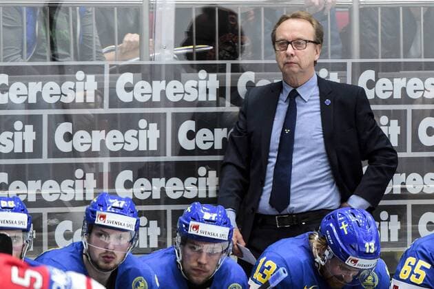 160519 Sveriges förbundskapten Pär Marts under kvartsfinalen i Ishockey-VM mellan Kanada och Sverige den 19 maj 2016 i St Petersburg.  Copyright: LUDVIGxTHUNMAN BB160519LT058