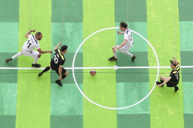 Veranstaltung zur bevorstehenden Fussball EM 2016 vor dem Rathaus - Hotel de Ville - in Paris, Frankreich - 20 05 2016 JBAutissier Panoramic 