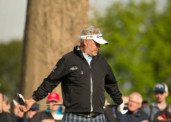 20.05.2016. The K Club, Straffan, Co. Kildare, Ireland. Dubai Duty Free Irish Open Golf Championship Round 2. Darren Clarke stretches on the 10th tee. xPeterxFitzpatrickx  ActionPlus11739013