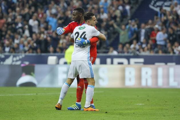 Florian Thauvin (Olympique de Marseille) , Steve Mandanda (Olympique de Marseille) FOOTBALL : PSG vs Olympique de Marseille - Finale Coupe de France - 21 05 2016 StephaneAllaman 