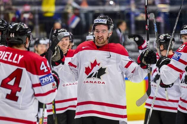 Eishockey, WM Halbfinale, USA - Kanada 160521 Kanadas Mark Stone jublar efter semifinalen i Ishockey-VM mellan Kanada och USA den 21 maj 2016 i Moskva.  Copyright: LUDVIGxTHUNMAN BB160521LT107