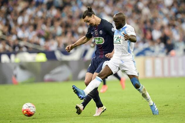 Zlatan Ibrahimovic (PSG) vs DIARRA Lassana (OM) - Fussball Frankreich, Coupe de France, Finale, Olympique Marseille vs. Paris Saint Germain PSG - 21 05 2016 JBAutissier Panoramic 