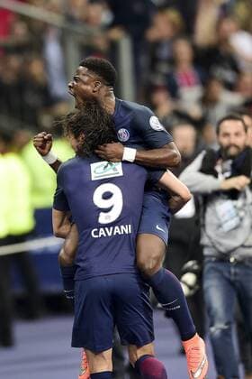 Edinson Cavani (PSG) Serge Aurier (PSG) - Fussball Frankreich, Coupe de France, Finale, Olympique Marseille vs. Paris Saint Germain PSG - 21 05 2016 JBAutissier Panoramic 
