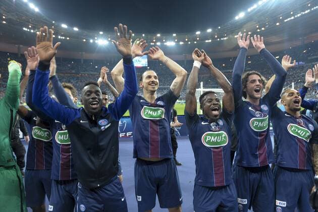 Zlatan Ibrahimovic (PSG) Serge Aurier (PSG) - Fussball Frankreich, Coupe de France, Finale, Olympique Marseille vs. Paris Saint Germain PSG - 21 05 2016 JBAutissier Panoramic 