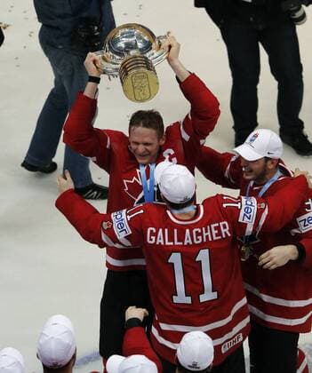 .The Final of Ice hockey Eishockey World Championship WM Weltmeisterschaft 2016.Canada-Finland. Captain of Canada team Perry with trophy.