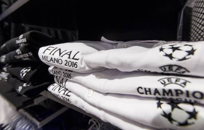Italy: Giuseppe Meazza stadium - Champion League Merchandising of Champions League Final. The store of Giuseppe Meazza Stadium (also known as San Siro).  NicolòxCampo