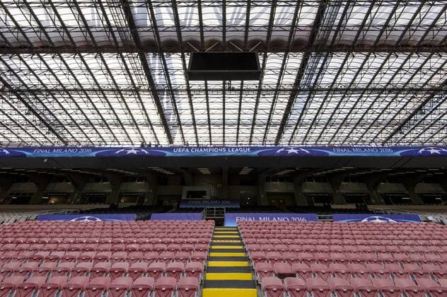 Fußball, Champions League Finale, Giuseppe Meazza Stadion in Mailand Italy: Giuseppe Meazza stadium - Champion League Giuseppe Meazza stadium (also known as San Siro) will host the Champions League final between Real Madrid Cub de Futbol and Club Atletico De Madrid  NicolòxCampo
