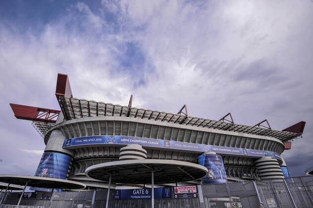 Fußball, Champions League Finale, Giuseppe Meazza Stadion in Mailand Italy: Giuseppe Meazza stadium - Champion League Giuseppe Meazza stadium (also known as San Siro) will host the Champions League final between Real Madrid Cub de Futbol and Club Atletico De Madrid.  NicolòxCampo