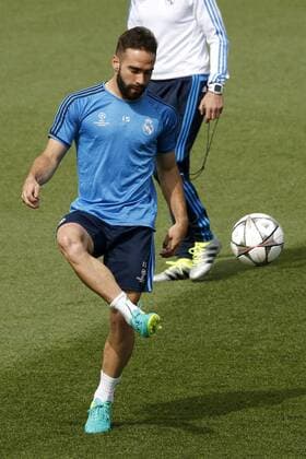 Fußball, CL Finale, Real Madrid Training Real Madrid s Daniel Carvajal takes part in a training session at the Valdebebas s sports complex in Madrid, Spain, 24 May 2014. Real Madrid will face Atletico Madrid in the UEFA Champions League final at the San Siro stadium in Milano, Italy, on 28 May. Real Madrid training session !ACHTUNG: NUR REDAKTIONELLE NUTZUNG!  20160524-635996885525290880
