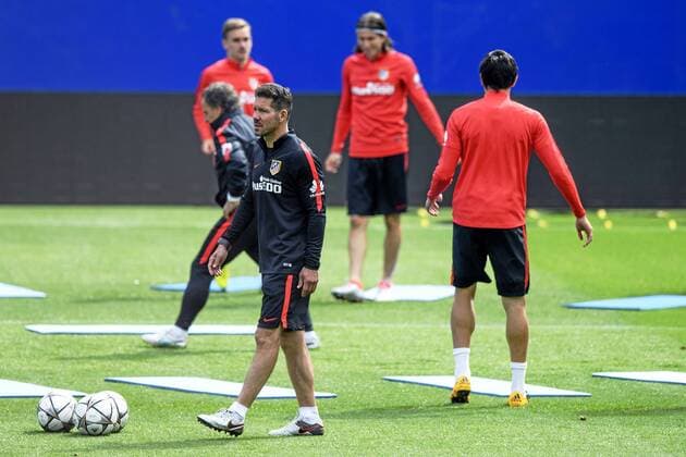 Atletico Madrid training session at Vicente Calderon. In this picture, Diego Simeone. xJUANxAGUADOx 