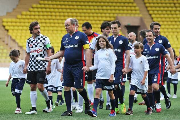 Formel 1, GP von Monaco, Charity Football Match Monaco Grand Prix, Monte Carlo 25 - 29 May 2016 HSH Prince Albert of Monaco (MON) and Fernando Alonso (ESP) McLaren at a charity football match. 24.05.2016. 