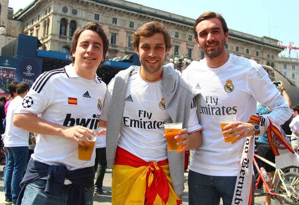 SOCCER - CL final, Madrid vs Atletico MILANO,ITALY,28.MAY.16 - SOCCER - UEFA Champions League, final, Real Madrid CF vs Atletico Madrid. Image shows fans of Real. GEPAxpictures xCh.xKelemen