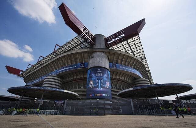 Giuseppe-Meazza Stadion, San Siro, Mailand-Italien - Champions League.  Copyright: JOELxMARKLUND BB160528JM001