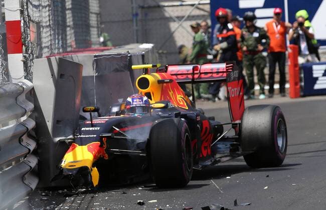 Crash, Max Verstappen, Red Bull Racing, formula 1 GP, Monaco 28.05.2016 Photo:mspb Jerry Andre Crash, Max Verstappen, formula 1 GP, Monaco
