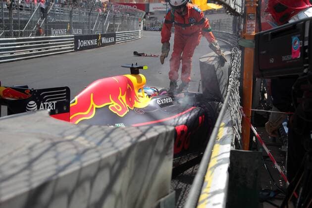 Monaco Grand Prix, Monte Carlo 25 - 29 May 2016 28.05.2016 - Qualifying, Crash, Max Verstappen (NED) Red Bull Racing RB12 