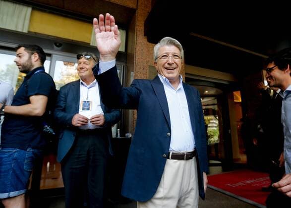 MILAN (ITALY) 28 05 2016. Atletico Madrid s president Enrique Cerezo in Milan where today he will attend the Real Madrid will face Atletico Madrid in the UEFA Champions League Final on 28 May 2016 in Milan. SUPPORTERS !ACHTUNG: NUR REDAKTIONELLE NUTZUNG!  MD 20160528-636000519445150649