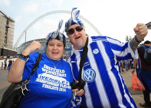 28.05.2016. Wembley Stadium, London, England. Skybet Championship Play Off Final. Sheffield Wednesday versus Hull. Excited Sheffield Wednesday fans head up Wembley Way xMarkxKertonx  ActionPlus11742633