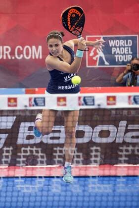 Elisabeth Amatriain in action against Alejandra Salazar Marta Marrero during the women s semifinal game of the World Padel Tour Madrid Open in Las Rozas, close to Madrid, 28 May 2016. WOMEN SEMFINAL !ACHTUNG: NUR REDAKTIONELLE NUTZUNG!  GRA041 20160528-636000567052728900
