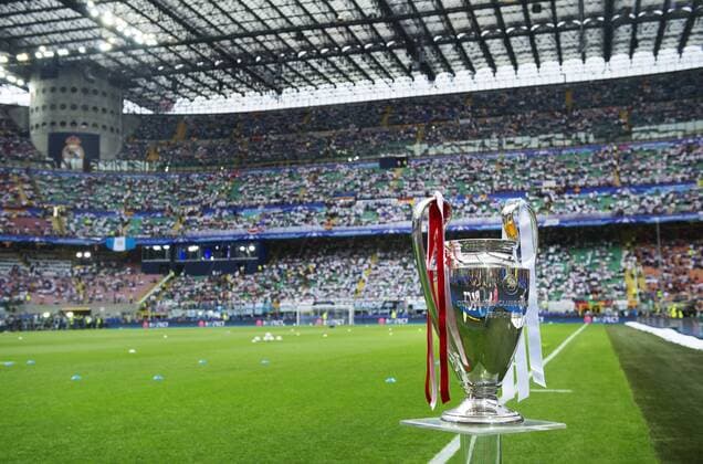 160528 Vinnarpokalen pa San Siro inför finalen i Champions League mellan Real Madrid och Atletico Madrid den 28 maj 2016 i Milano.  Copyright: JOELxMARKLUND BB160528JM006
