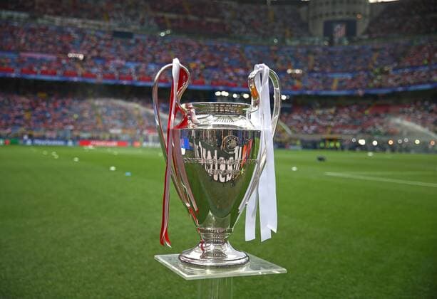 28.05.2016, Fussball Champions-League Finale 2016, Real Madrid - Atletico Madrid, im Guiseppe Meazza Stadion in Mailand (Italien). Der Championsleague-Pokal steht schon bereit. 