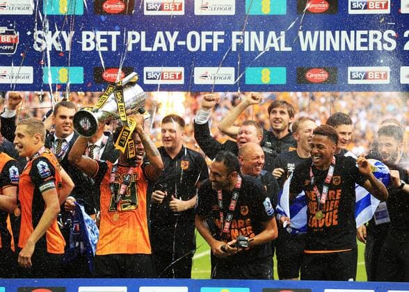 28.05.2016. Wembley Stadium, London, England. Skybet Championship Play Off Final. Sheffield Wednesday versus Hull. Hull celebrate getting back into the Premier League after their 1-0 win over Sheffield Wednesday xMarkxKertonx  ActionPlus11742698
