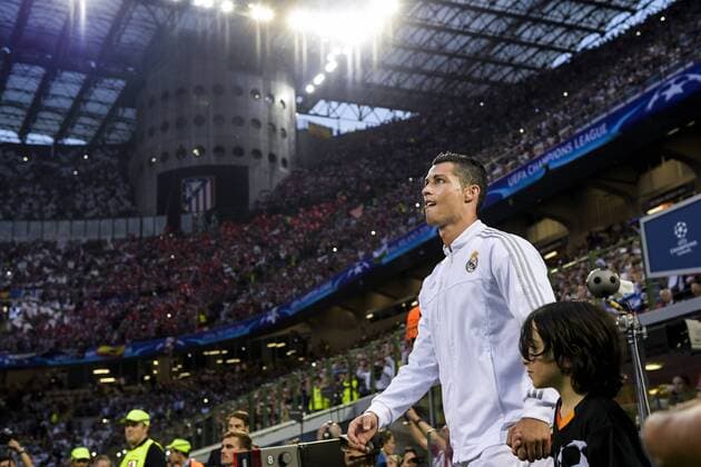 160528 Real Madrids Cristiano Ronaldo gör entre under finalen i Champions League mellan Real Madrid och Atletico Madrid den 28 maj 2016 i Milano.  Copyright: JOELxMARKLUND BB160528JM020