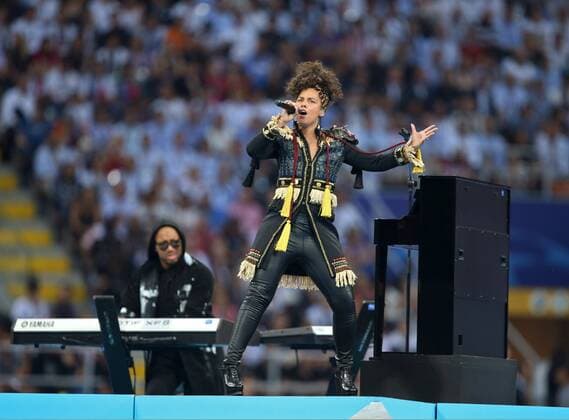 28.05.2016, Fussball Champions-League Finale 2016, Real Madrid - Atletico Madrid, im Guiseppe Meazza Stadion in Mailand (Italien). Sängerin Alicia Keys (USA) performt auf der Bühne vor dem Finale. 