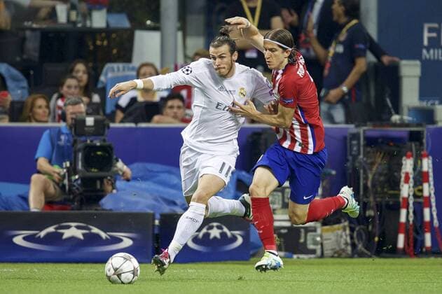 (L-R) Gareth Bale of Real Madrid, Filipe Luis of Club Atletico de Madrid during the UEFA Champions League final match between Real Madrid and Atletico Madrid on May 28, 2016 at the Giuseppe Meazza San Siro stadium in Milan, Italy. Real Madrid v Atletico Madrid UEFA Champions League final 2015 2016 xVIxxIVx 5566805