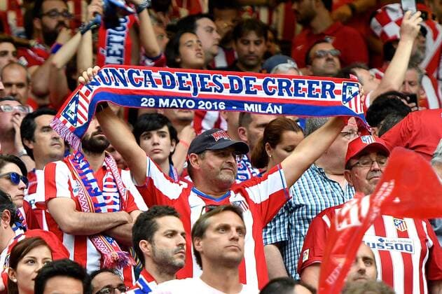 28.05.2016, Stadio Giuseppe Meazza, Mailand, ITA, FA CL, Real Madrid vs Atletico Madrid, Finale, im Bild Atletico Madrid fans Atletico Madrid fans during the Final Match of the FA Championsleague between Real Madrid and Atletico Madrid at the Stadio Giuseppe Meazza in Mailand, Italy on 2016 05 28. Mailand  EP_fil  