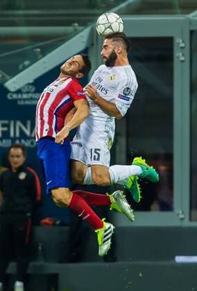 Samstag 28.05.2016, Champions League - Finale in Mailand, Saison 2015 2016, Atletico Madrid - Real Madrid, Koke (Atletico Madrid 6) Dani Carvajal (Real Madrid 15) DeFodi507