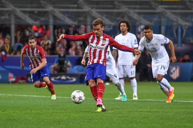 FUSSBALL CHAMPIONS LEAGUE FINALE SAISON 2015 2016 Real Madrid - Atletico Madrid 28.05.2016 Antoine Griezmann (Atletico Madrid) verschiesst seinen Elfmeter 