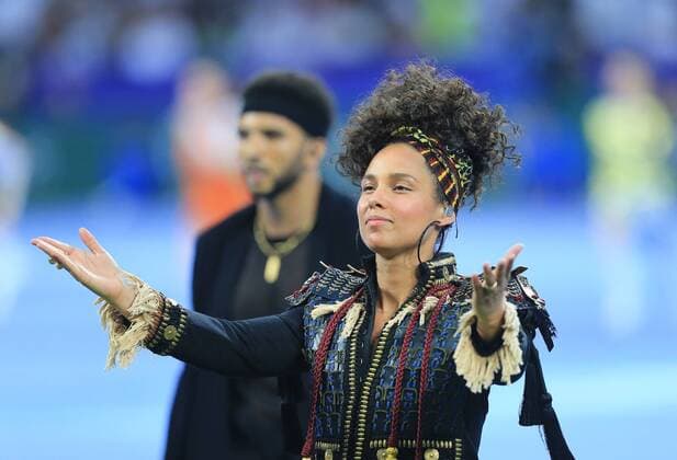 Singer Alicia Keys pre match entertainement during the UEFA Champions League Final match at the Giuseppe Meazza Stadium, Milan, Italy. Photo credit should read: David Klein Sportimage EDITORIAL USE ONLY. No use with unauthorised audio, video, data, fixture lists, club league logos or live services. Online in-match use limited to 120 images, no video emulation. No use in betting, games or single club league player publications.