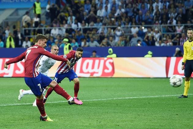 Mg Mailand 28 05 2016 - finale Champions League Real Madrid-Atletico Madrid: Antoine Griezmann rigore traversa 