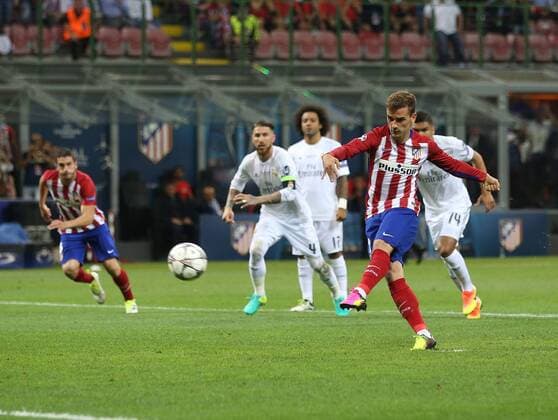 Antoine Griezmann of Atletico madrid takes a penalty which is saved during the UEFA Champions League Final match at the Giuseppe Meazza Stadium, Milan, Italy. Photo credit should read: David Klein Sportimage EDITORIAL USE ONLY. No use with unauthorised audio, video, data, fixture lists, club league logos or live services. Online in-match use limited to 120 images, no video emulation. No use in betting, games or single club league player publications.