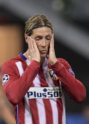 160528 Atletico Madrids Fernando Torres deppar under finalen i Champions League mellan Real Madrid och Atletico Madrid den 28 maj 2016 i Milano.  Copyright: JOELxMARKLUND BB160528JM048