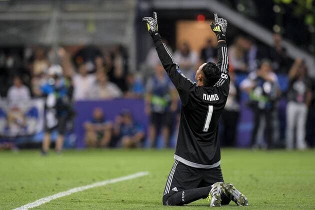 160528 Real Madrids malvakt Keylor Navas jublar under finalen i Champions League mellan Real Madrid och Atletico Madrid den 28 maj 2016 i Milano.  Copyright: JOELxMARKLUND BB160528JM067