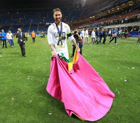 Sergio Ramos captain of Real Madrid lifts the UEFA Champions League Trophy for the 11th time at the Giuseppe Meazza Stadium, Milan, Italy. Photo credit should read: David Klein Sportimage EDITORIAL USE ONLY. No use with unauthorised audio, video, data, fixture lists, club league logos or live services. Online in-match use limited to 120 images, no video emulation. No use in betting, games or single club league player publications.