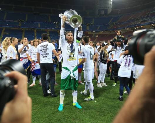 Sergio Ramos captain of Real Madrid lifts the UEFA Champions League Trophy at the Giuseppe Mezza Stadium, Milan, Italy. Photo credit should read: David Klein Sportimage EDITORIAL USE ONLY. No use with unauthorised audio, video, data, fixture lists, club league logos or live services. Online in-match use limited to 120 images, no video emulation. No use in betting, games or single club league player publications.