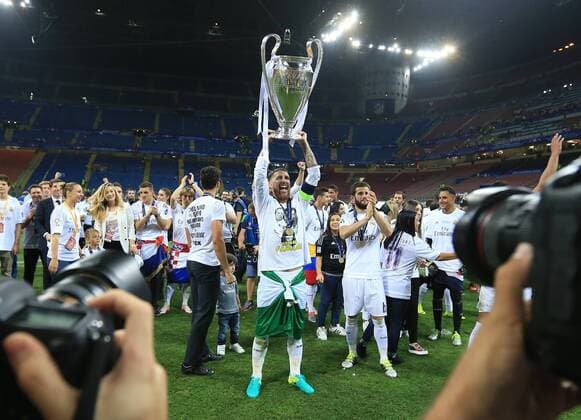 Sergio Ramos captain of Real Madrid lifts the UEFA Champions League Trophy at the Giuseppe Mezza Stadium, Milan, Italy. Photo credit should read: David Klein Sportimage EDITORIAL USE ONLY. No use with unauthorised audio, video, data, fixture lists, club league logos or live services. Online in-match use limited to 120 images, no video emulation. No use in betting, games or single club league player publications.