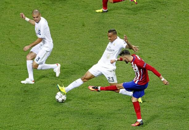 Champions League final between Real Madrid and Atletico at San Siro. In this picture, Carrasco and Danilo. xFOTOxCHEMAxREYx 